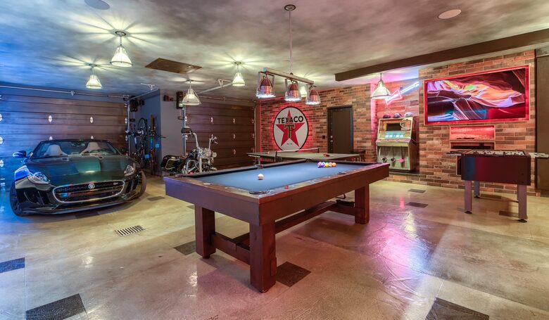 Breathtaking Solitude, Awe Inspiring Views (Year Round) - Kelowna, Canada