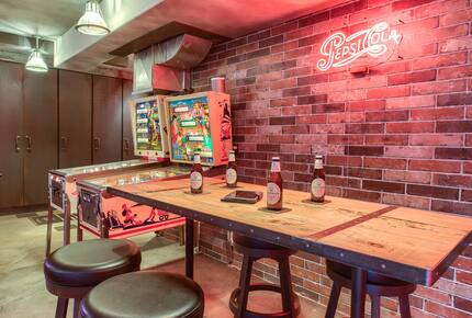 Breathtaking Solitude, Awe Inspiring Views (Year Round) - Kelowna, Canada