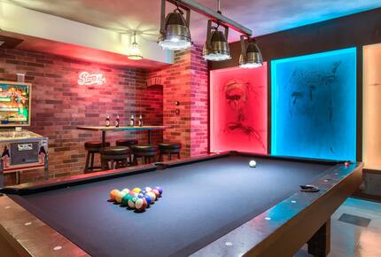 Breathtaking Solitude, Awe Inspiring Views (Year Round) - Kelowna, Canada