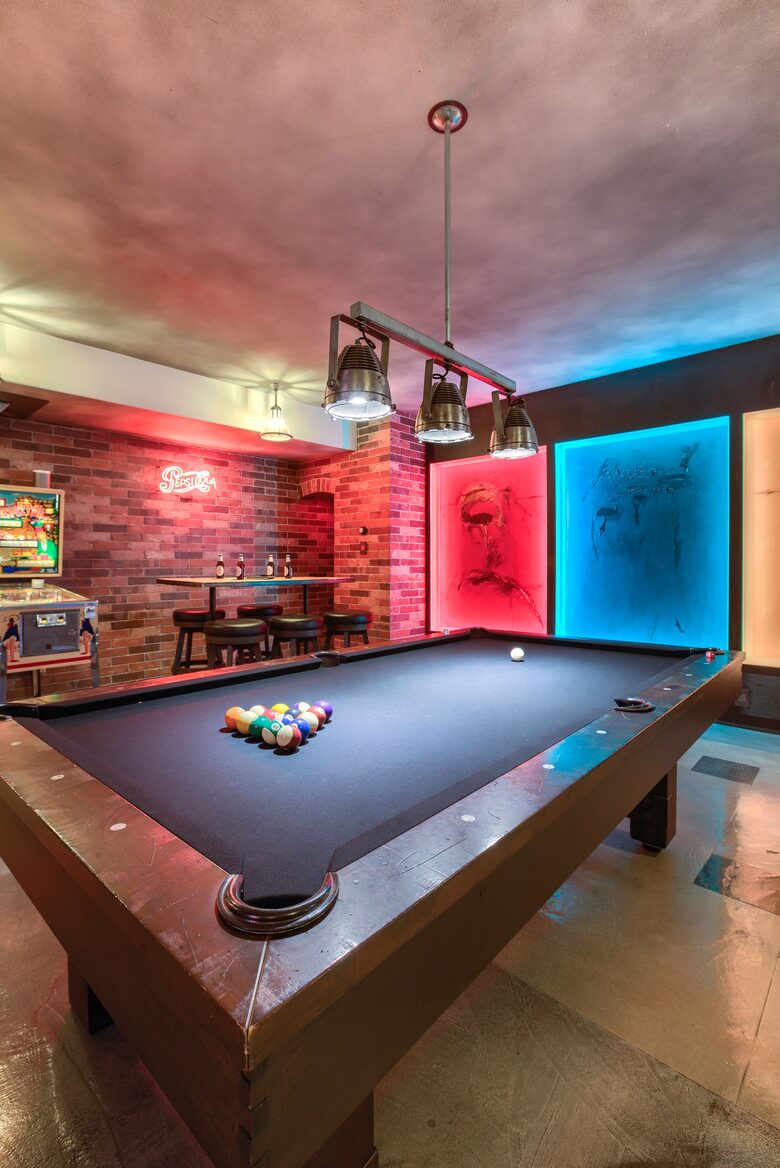 Breathtaking Solitude, Awe Inspiring Views (Year Round) - Kelowna, Canada