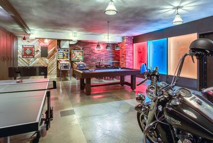 Breathtaking Solitude, Awe Inspiring Views (Year Round) - Kelowna, Canada