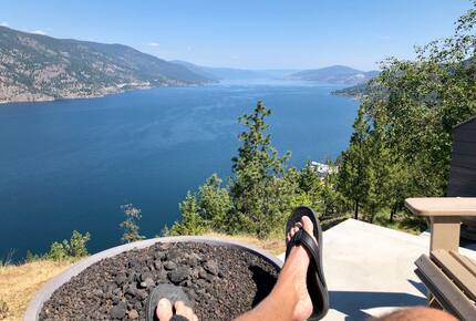 Breathtaking Solitude, Awe Inspiring Views (Year Round) - Kelowna, Canada