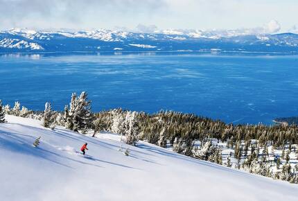 Home exchange in South Lake Tahoe, snow-covered Heavenly Mountain