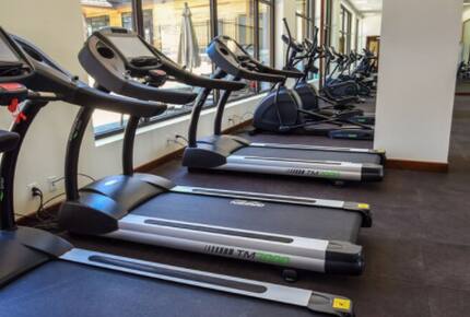 Home exchange in South Lake Tahoe, fitness center treadmills