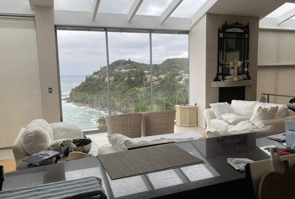 Home Exchange in Sydney Aus, Looking out from the kitchen.