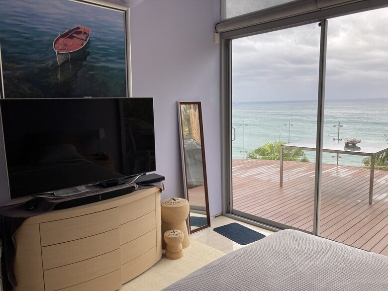 Home Exchange in Sydney AusWatch the changing hues from master bedroom