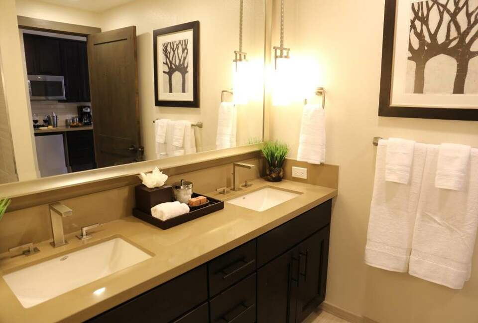 Welk's Northstar Lodge - Three Bedroom Residence - Truckee, California