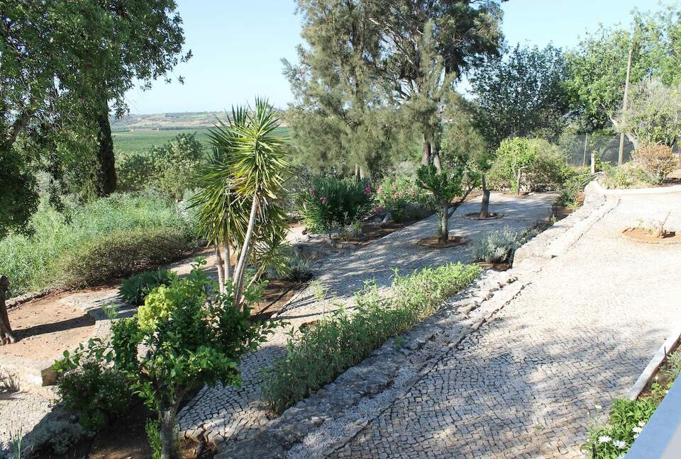 Vila Luisa - Alcantarilha, Portugal