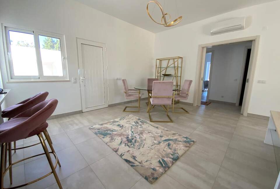 Vila Luisa - Alcantarilha, Portugal