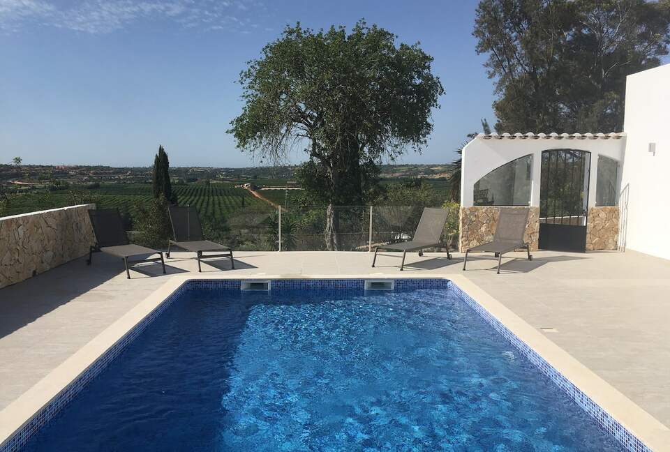 Vila Luisa - Alcantarilha, Portugal