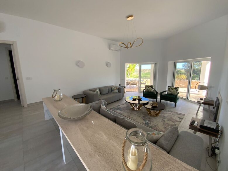 Vila Luisa - Alcantarilha, Portugal