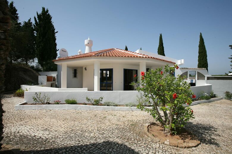 Vila Luisa - Alcantarilha, Portugal