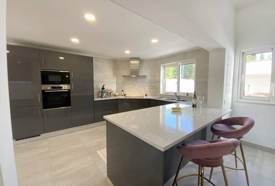 Vila Luisa - Alcantarilha, Portugal