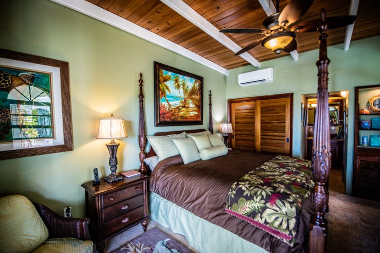 Home exchange in St John USVI, bedroom suite with king bed