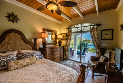 Home exchange in St John USVI, suite with queen bed and TV