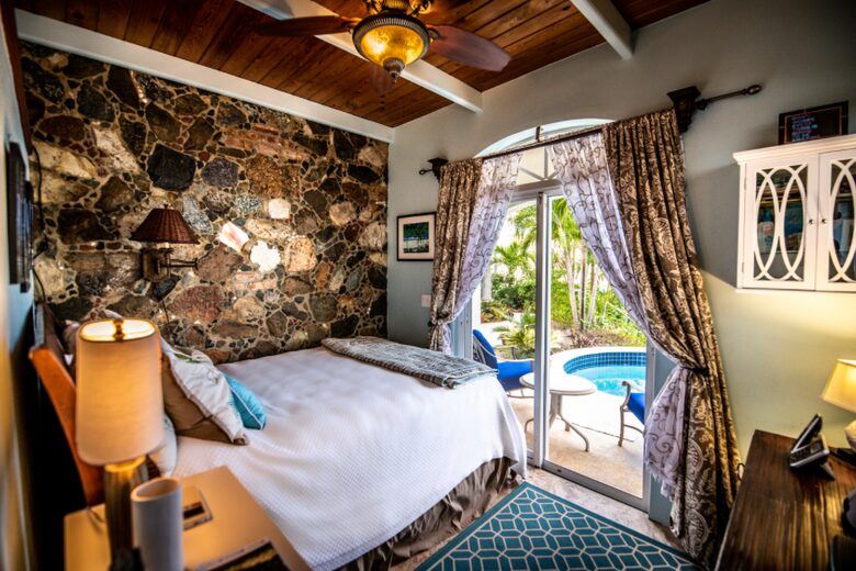 Home exchange in St John USVI, ground level suite with queen bed