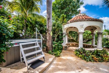 Home exchange in St John USVI with hot tub and gazebo