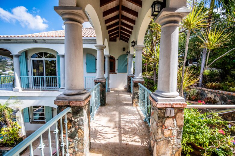 Home exchange in St John USVI, exterior hallway leading to living area