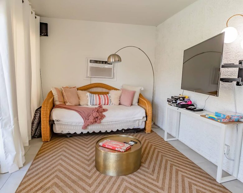 Desert Pool House in Palm Springs - Indio, California