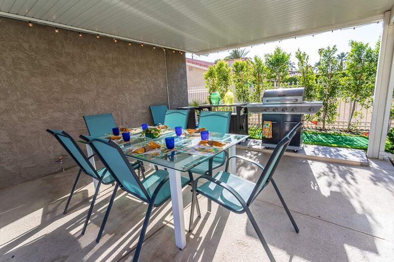 Desert Pool House in Palm Springs - Indio, California