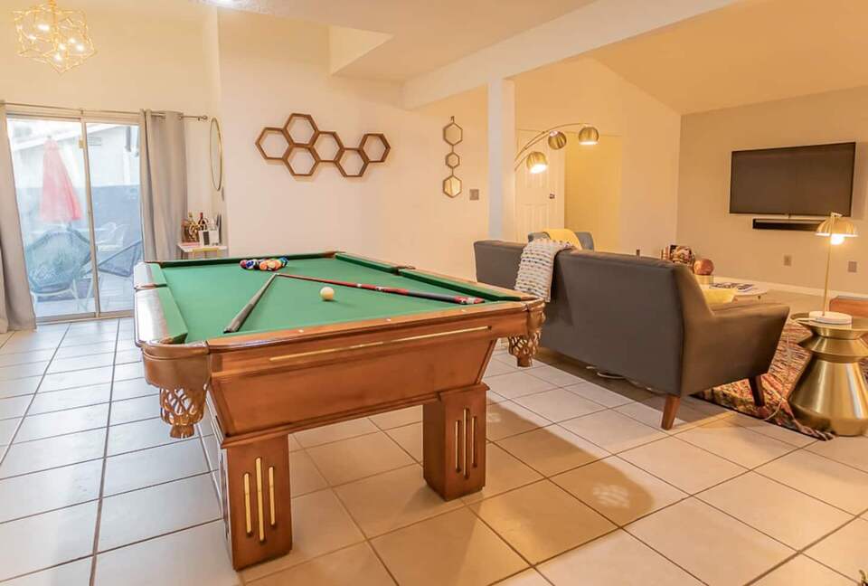 Desert Pool House in Palm Springs - Indio, California