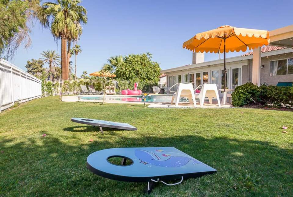 Desert Pool House in Palm Springs - Indio, California