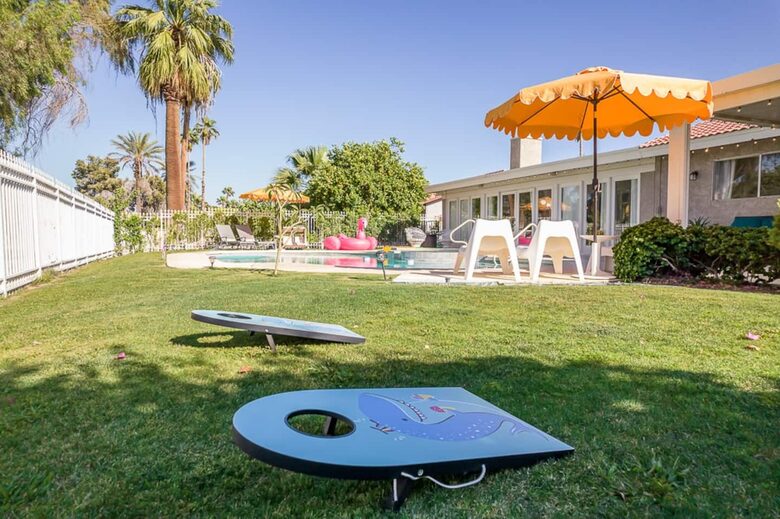 Desert Pool House in Palm Springs - Indio, California