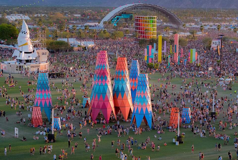 Desert Pool House in Palm Springs - Indio, California