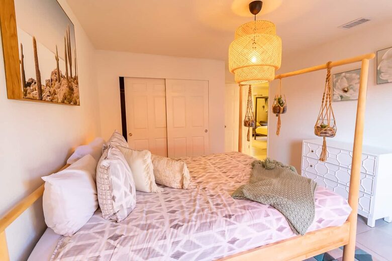 Desert Pool House in Palm Springs - Indio, California