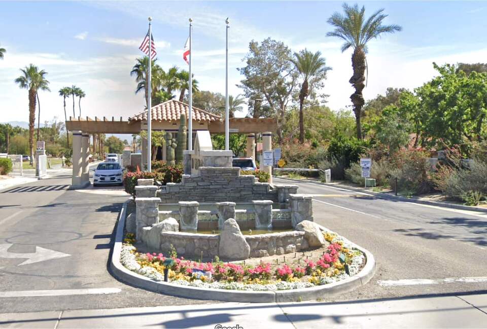 Desert Pool House in Palm Springs - Indio, California