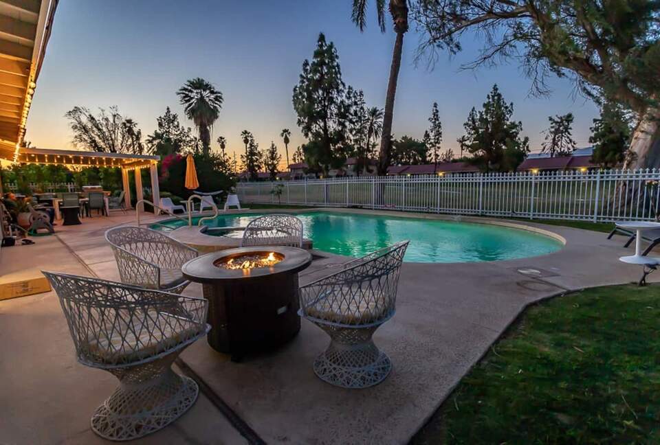 Desert Pool House in Palm Springs - Indio, California