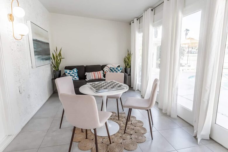 Desert Pool House in Palm Springs - Indio, California