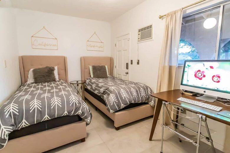 Desert Pool House in Palm Springs - Indio, California