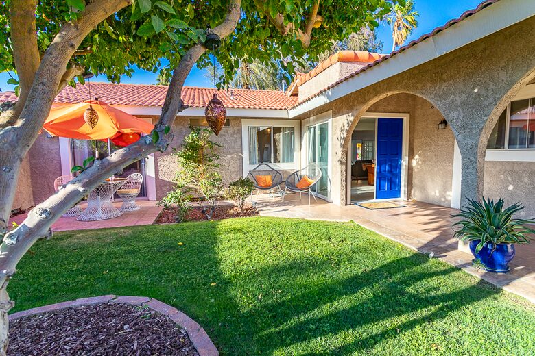 Desert Pool House in Palm Springs - Indio, California