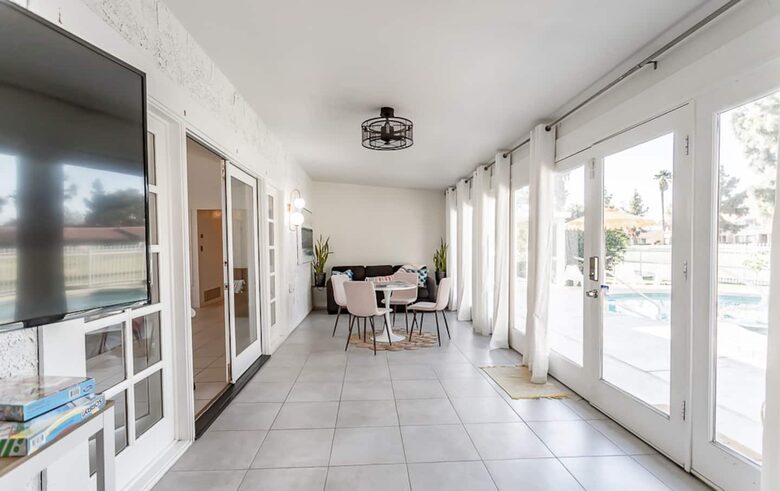 Desert Pool House in Palm Springs - Indio, California