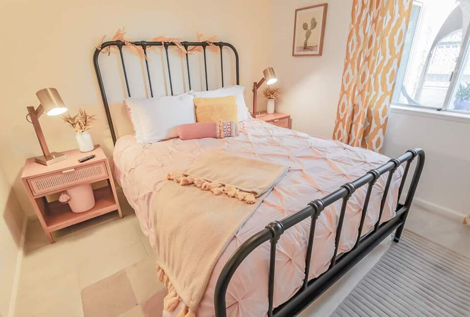 Desert Pool House in Palm Springs - Indio, California