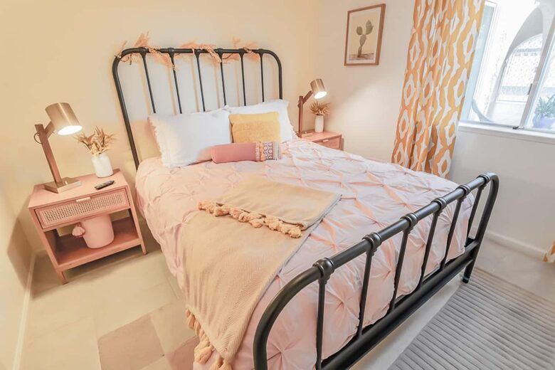 Desert Pool House in Palm Springs - Indio, California