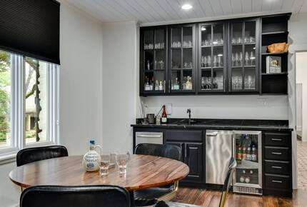 Mustard Seed with Private Dock - Austin, Texas