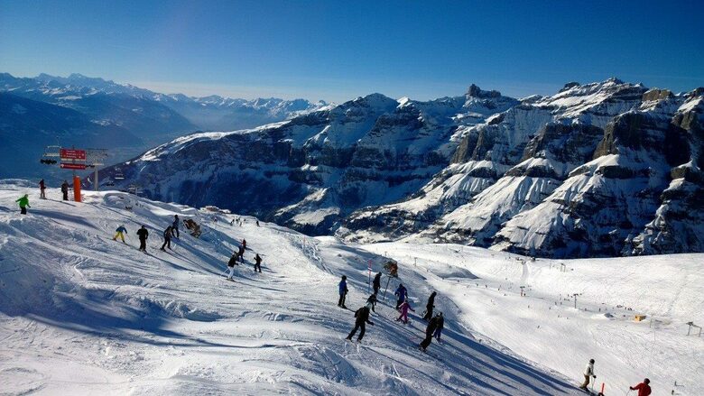 Cozy Attic Apartment overlooking the Swiss mountains - Leukerbad, Switzerland
