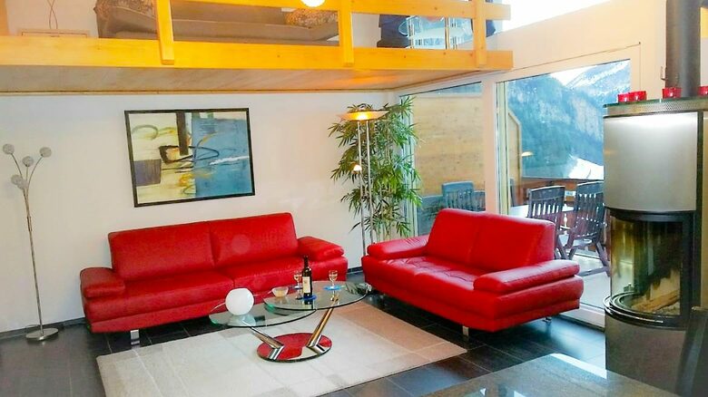 Cozy Attic Apartment overlooking the Swiss mountains - Leukerbad, Switzerland