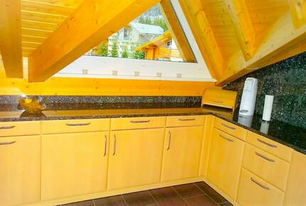 Cozy Attic Apartment overlooking the Swiss mountains - Leukerbad, Switzerland