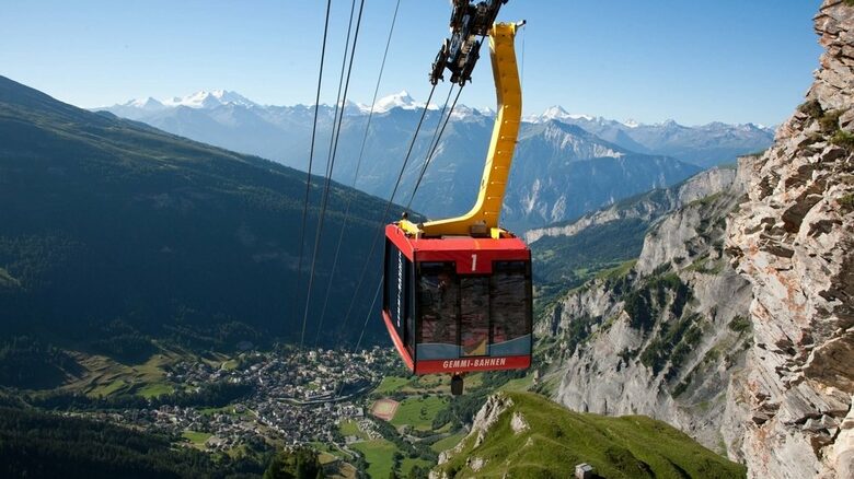 Cozy Attic Apartment overlooking the Swiss mountains - Leukerbad, Switzerland