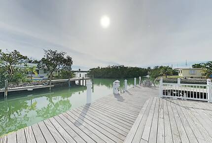 Sun and Fun Luxe Keys Home - Marathon, Florida