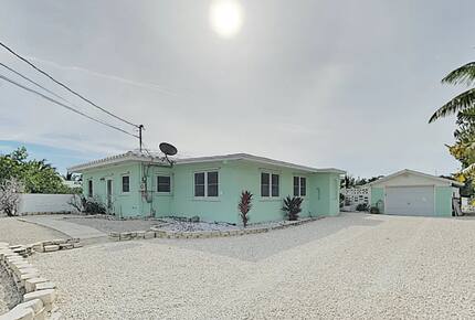 Sun and Fun Luxe Keys Home - Marathon, Florida