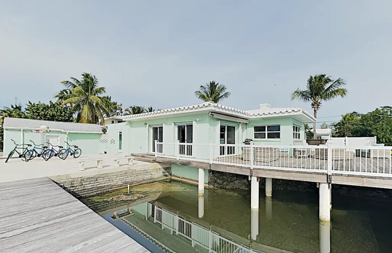 Sun and Fun Luxe Keys Home - Marathon, Florida