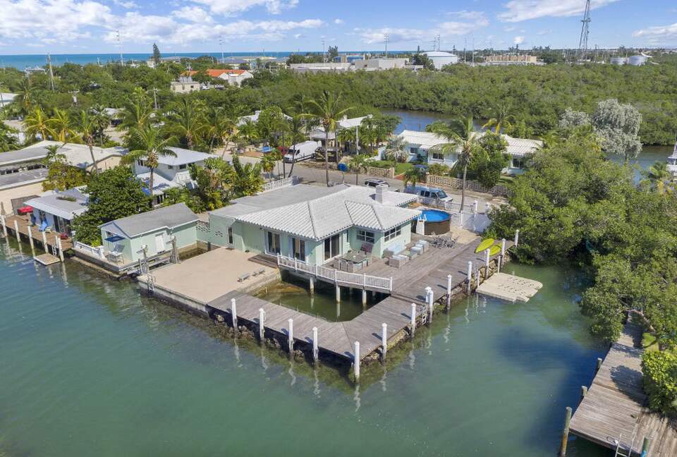 Sun and Fun Luxe Keys Home - Marathon, Florida