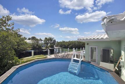 Sun and Fun Luxe Keys Home - Marathon, Florida