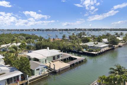 Sun and Fun Luxe Keys Home - Marathon, Florida