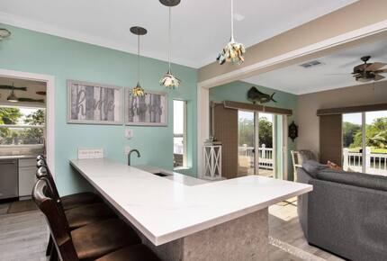 Sun and Fun Luxe Keys Home - Marathon, Florida