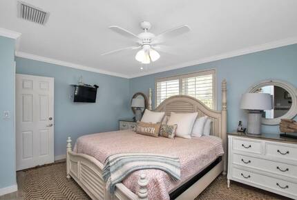 Sun and Fun Luxe Keys Home - Marathon, Florida